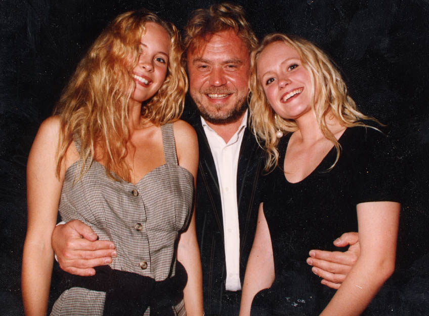Hrafn with actresses