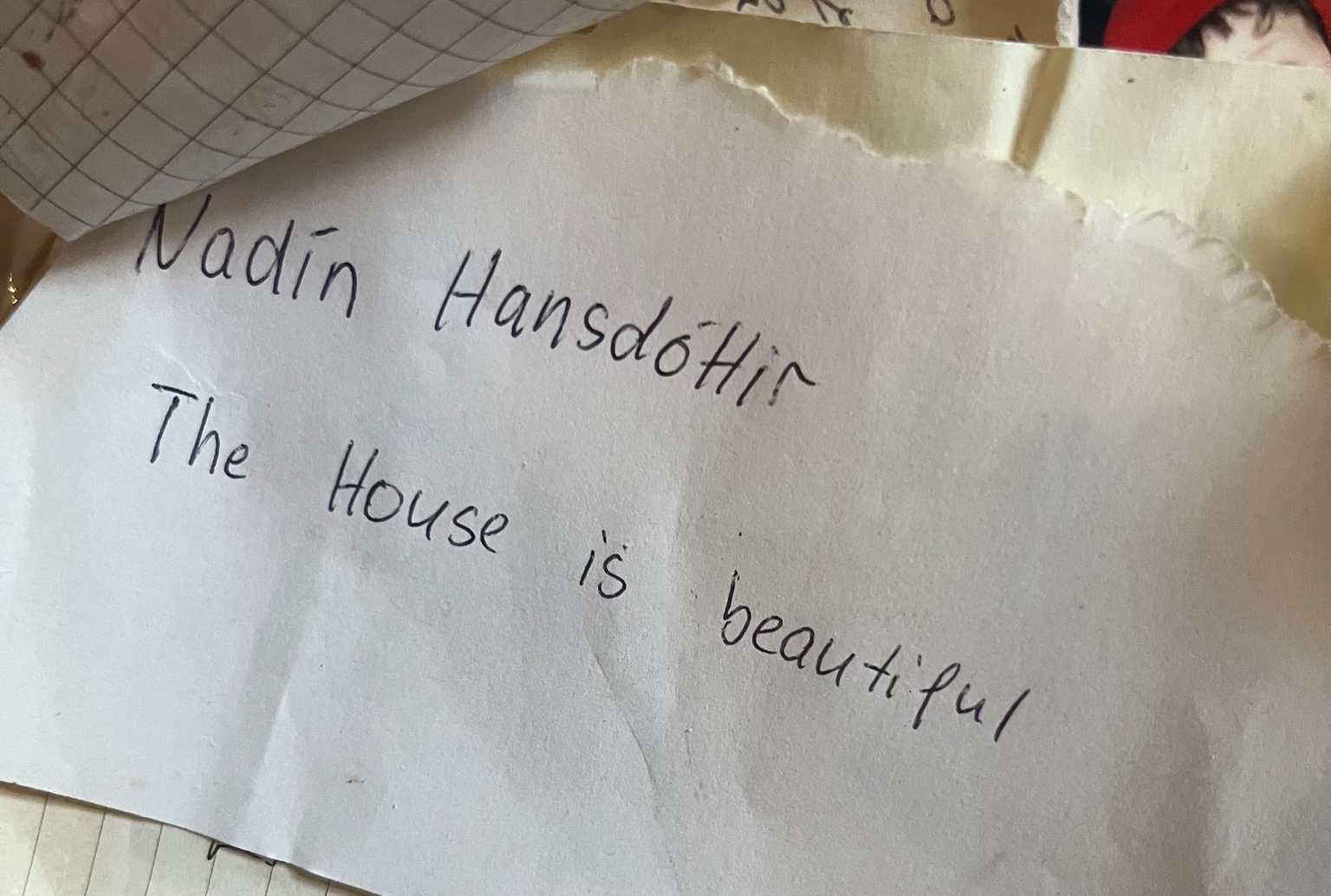 Hand‑written note by visitor – 'A house that tells stories'